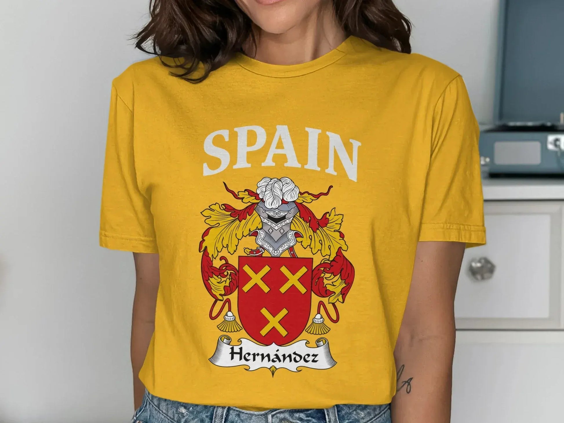 Spain Hernández Crest Graphic Tee Shirt product type