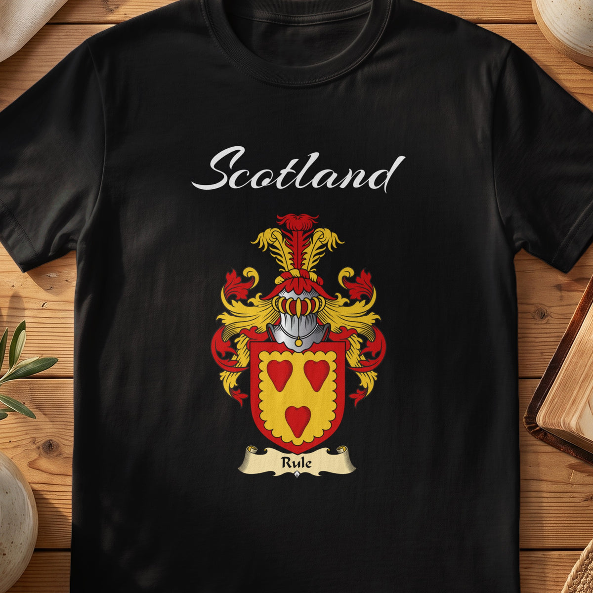 Rule Scottish family shield T-shirt in Black