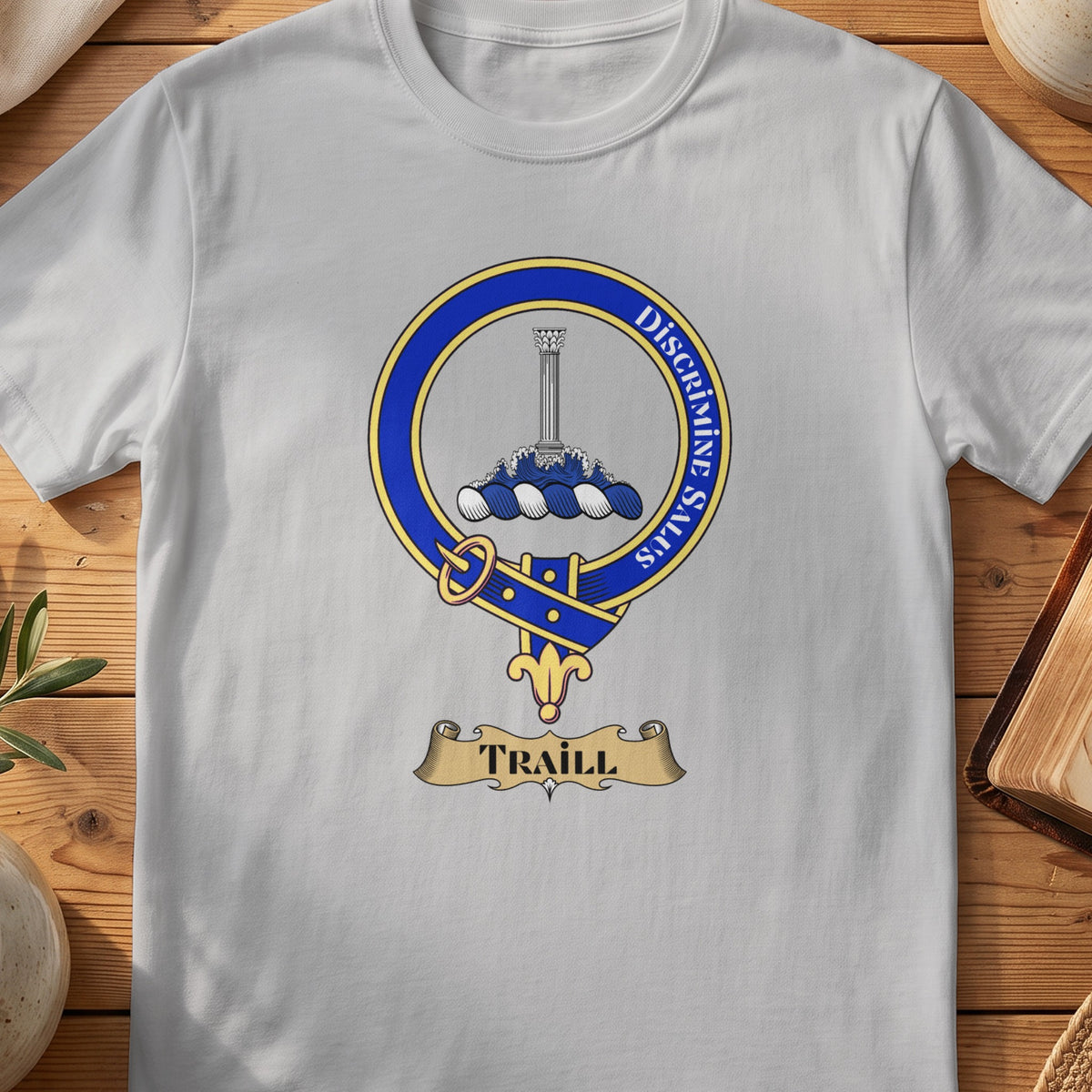 Traill Scottish clan crest T-shirt in Sport Grey