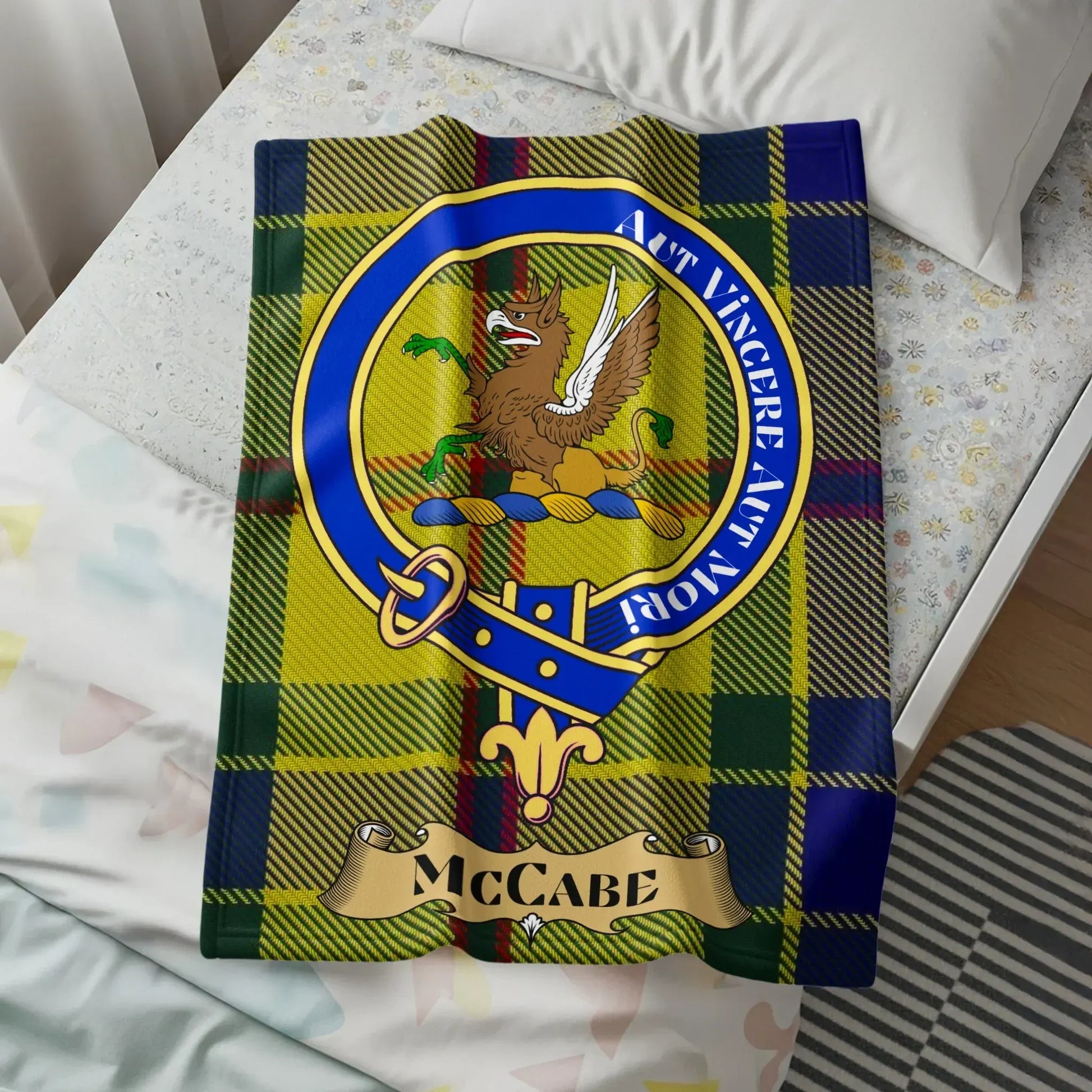 Art Vincere Aut Mori McCabe Tartan Pattern Blanket product