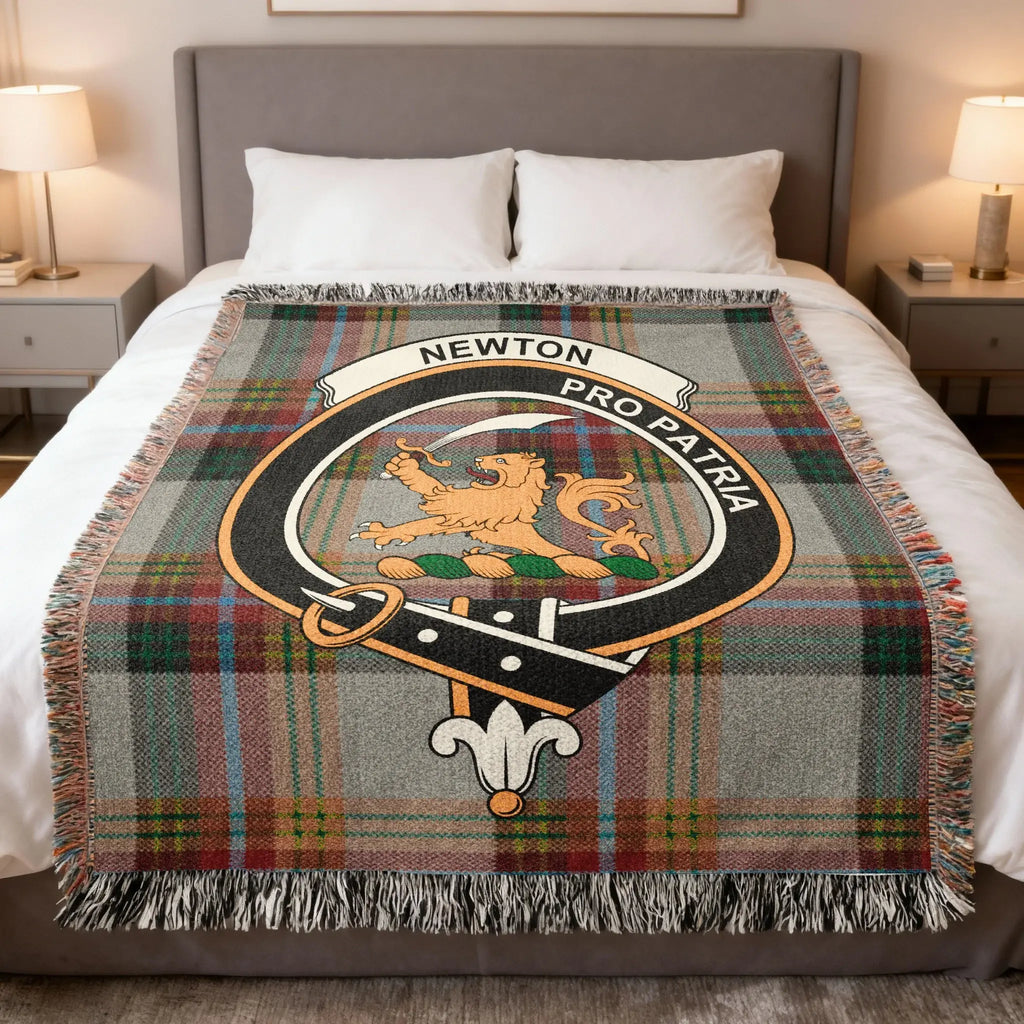 Newton Pro Patria Lion Clan Crest Plaid Blanket
