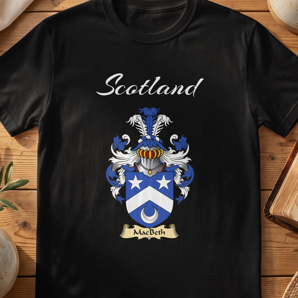 MacBeth Scottish family shield T-shirt in Black