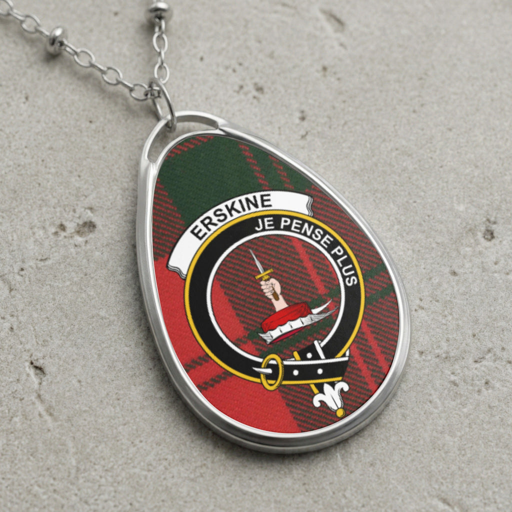 Erskine clan Scottish tartan necklace with clan crest and Je Pense Plus motto on tartan background