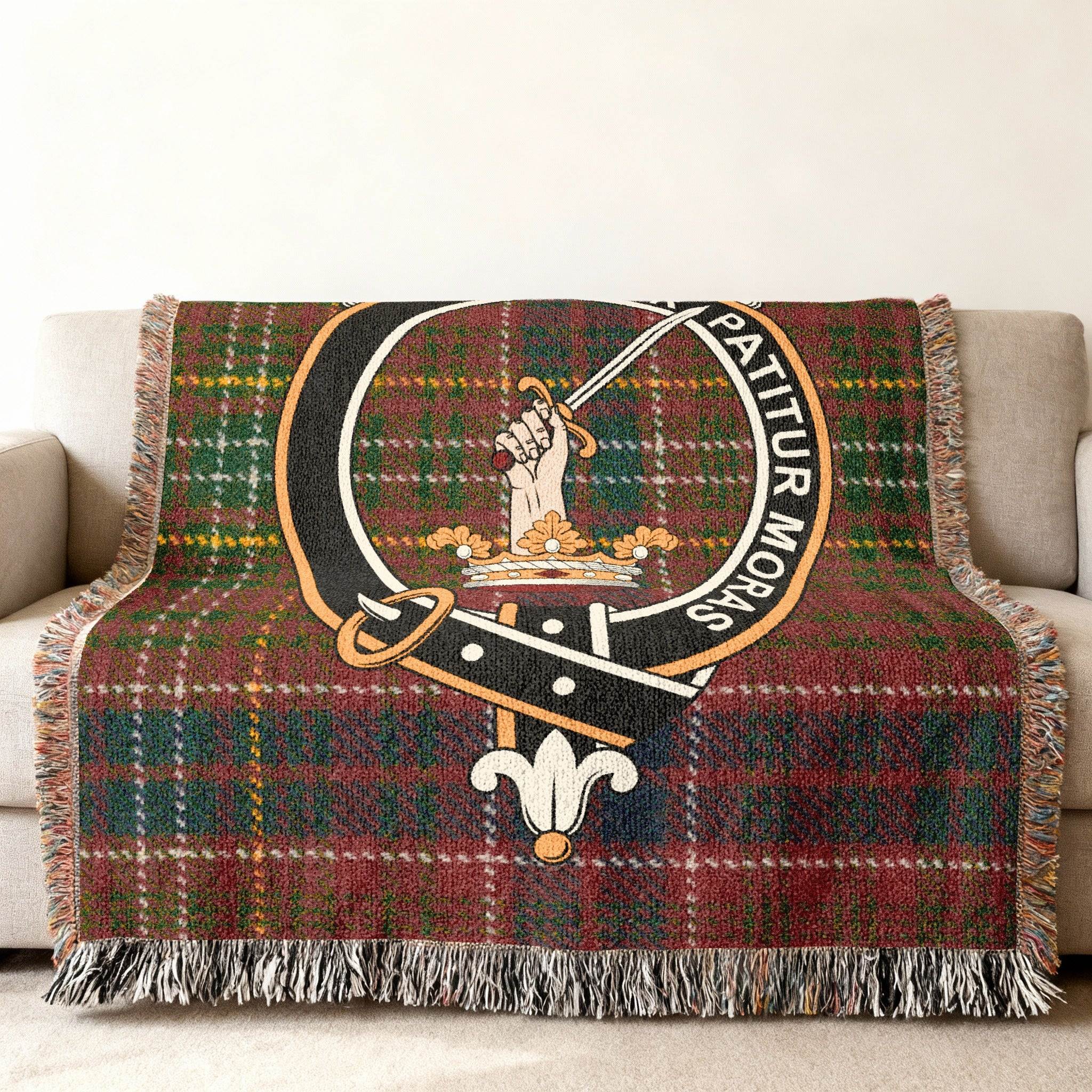 Clan Lumsden Amor Patitur Moras woven blanket — fringe border detail showing woven pattern and clan crest