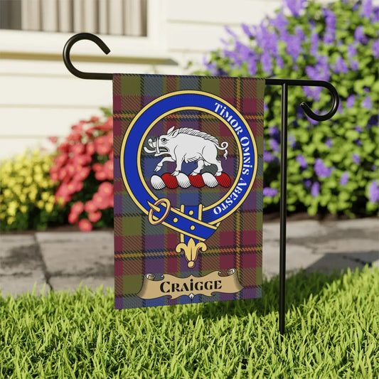 Personalized Scottish Clan Craigge Garden Flag product