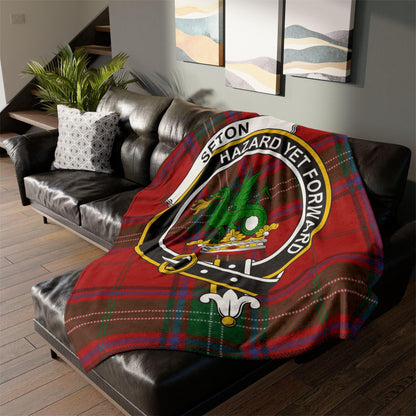 Seton Clan Tartan Blanket – Scottish Crest Throw
