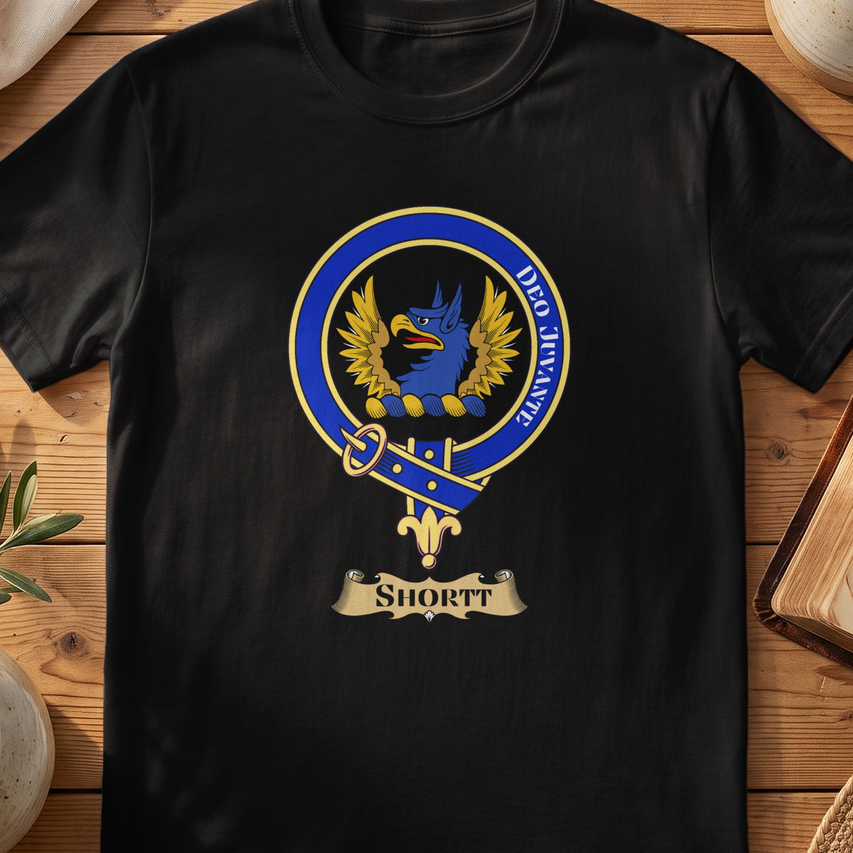 Shortt Scottish clan crest T-shirt in Black