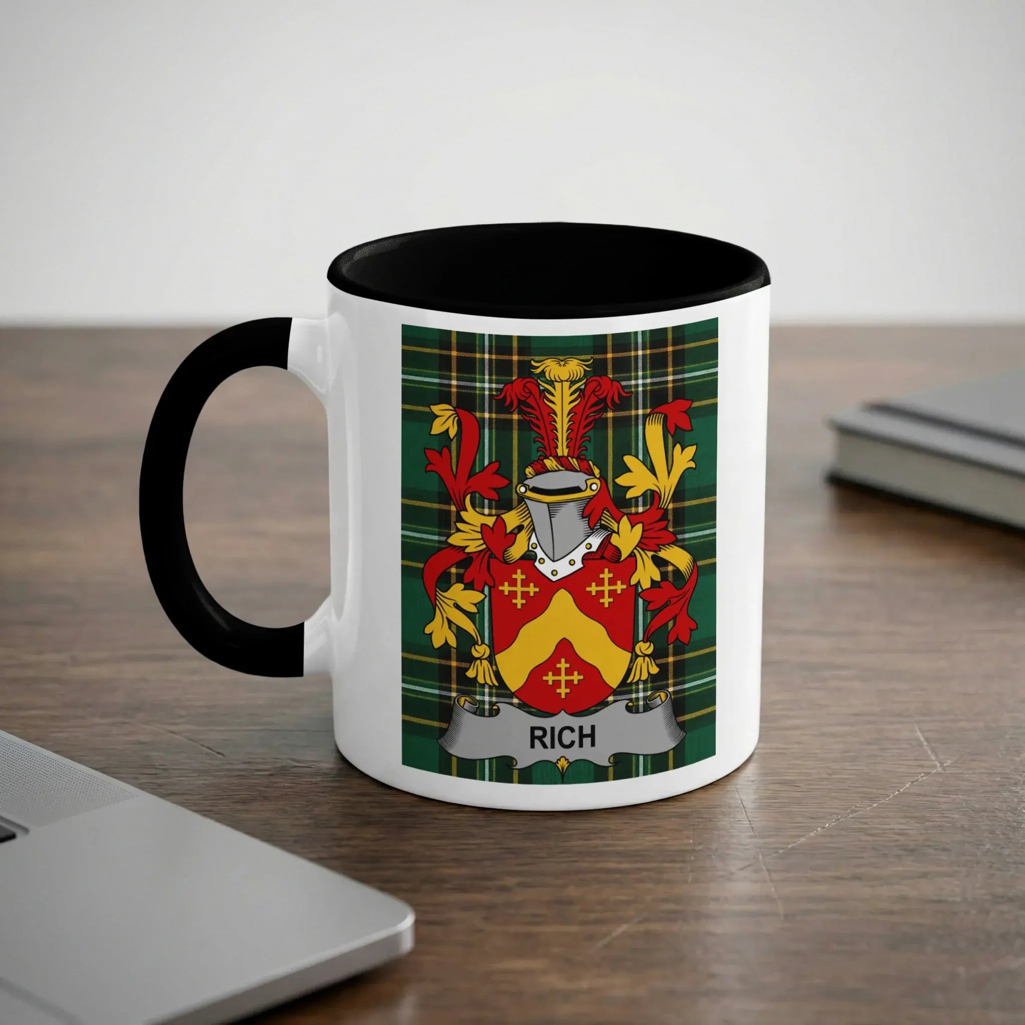 White mug with black rim displaying a coat of arms with the name "RICH".