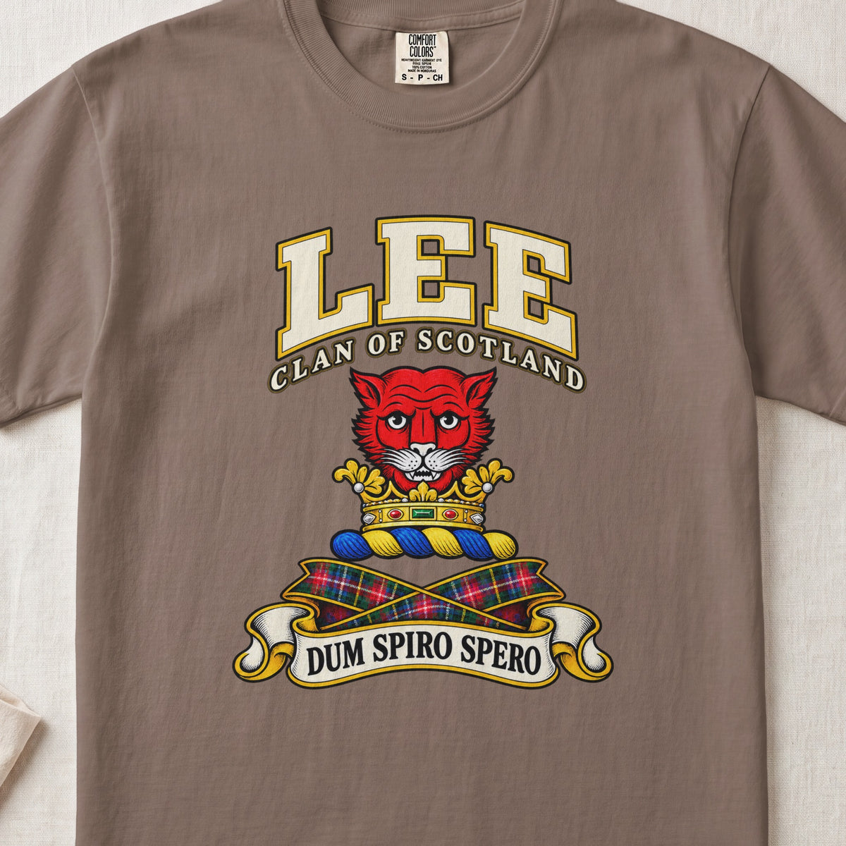 Lee Scottish clan T-shirt in Espresso, front view with a red cat head above a gold crown and motto banner.