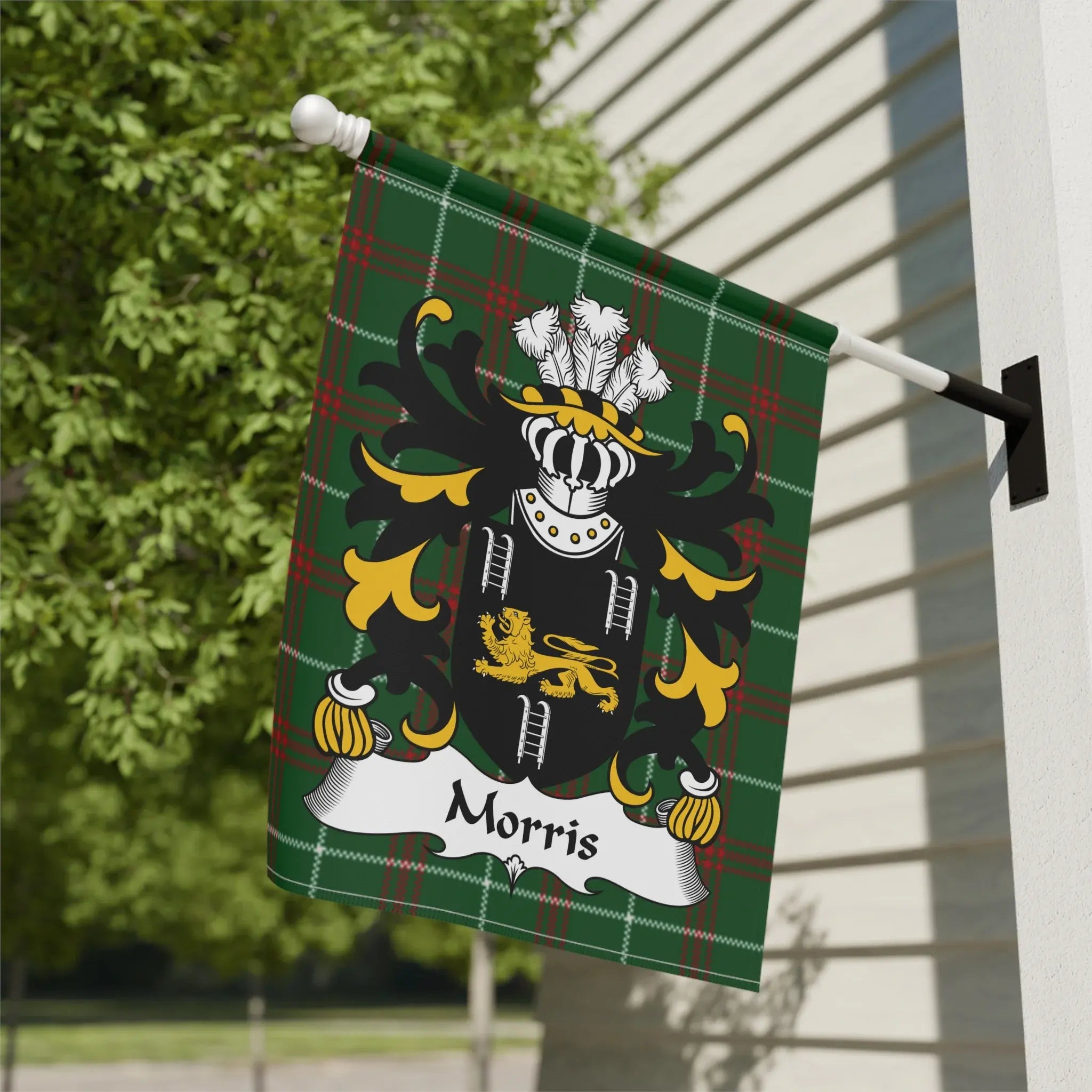Green tartan flag with the Morris family crest and name.