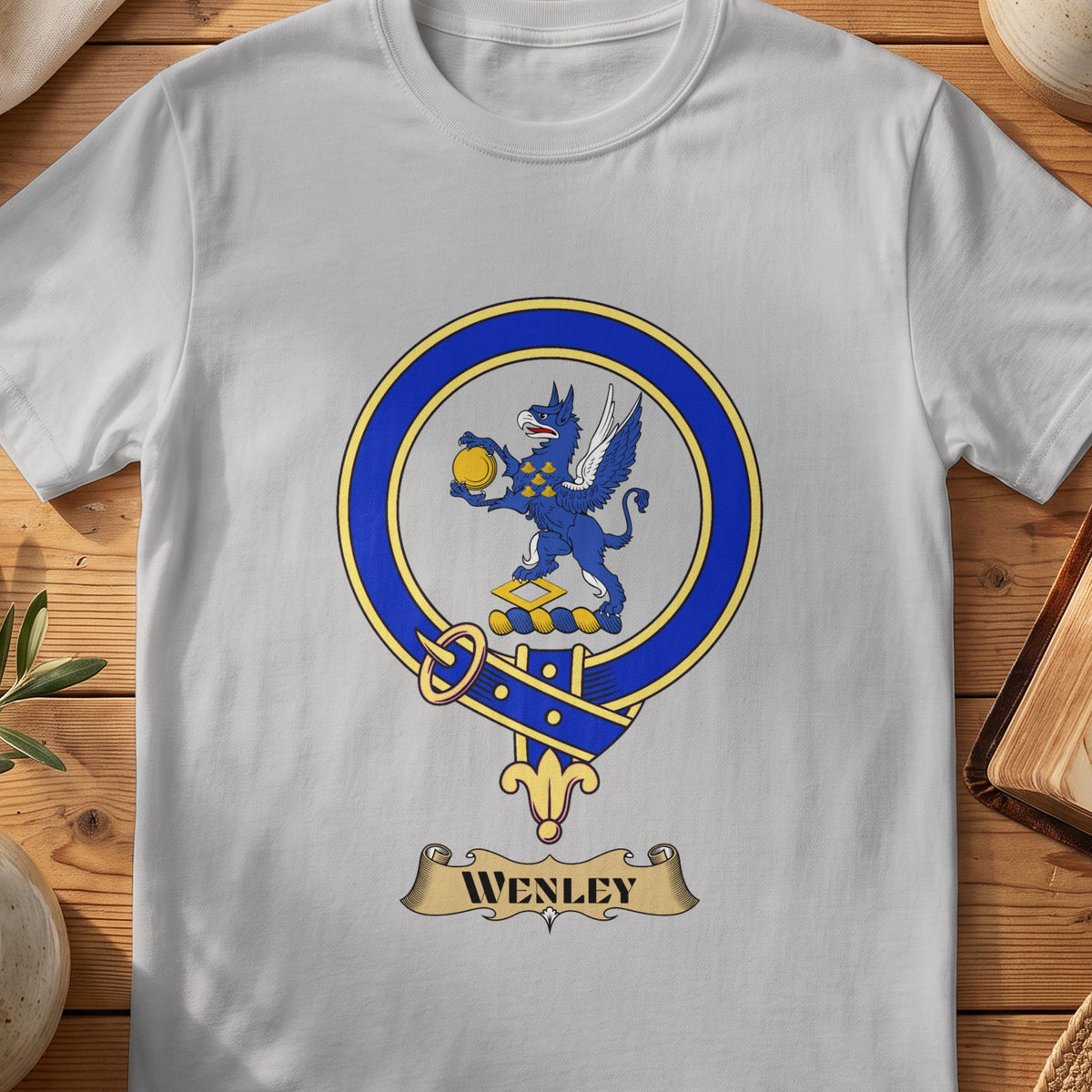 Wenley Scottish clan crest T-shirt in Sport Grey