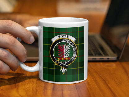 Boyle Dominus Providebit Crest Emblem Green Plaid Mug - Living Stone Gifts