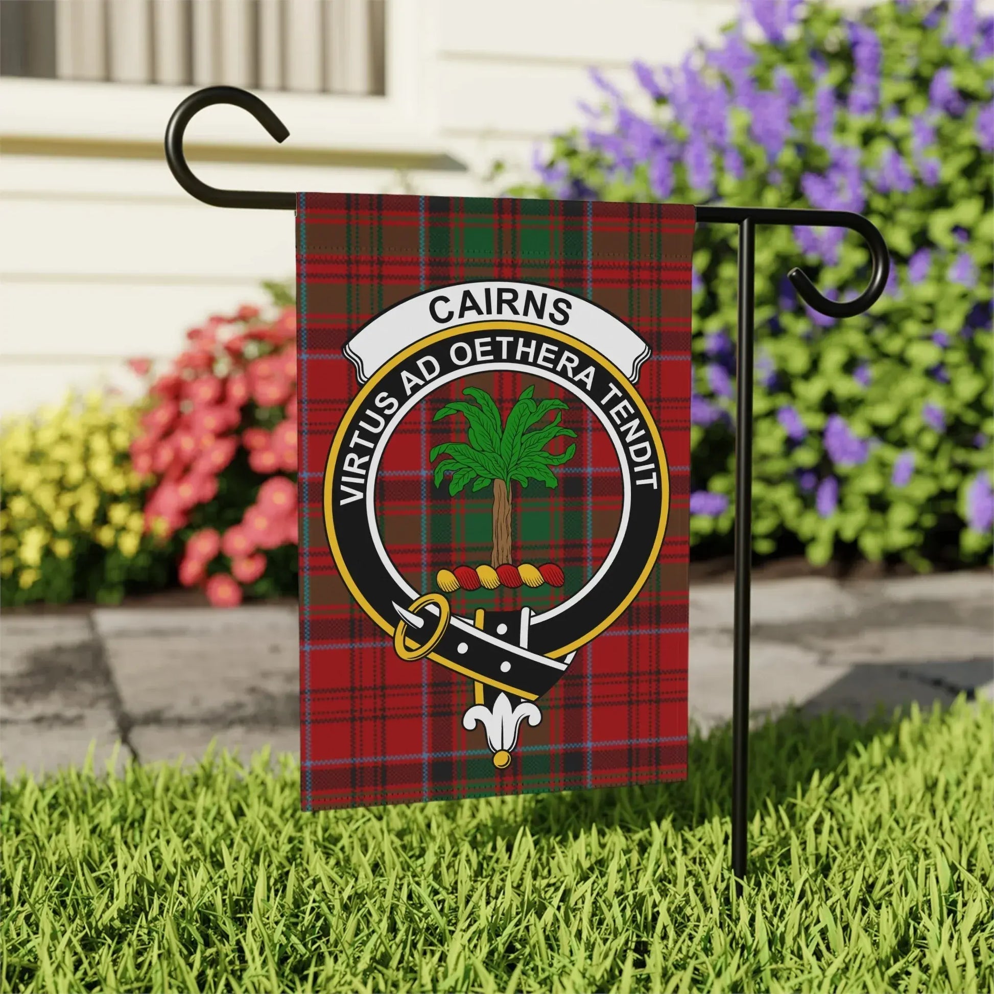 Cairns Virtus Ad Oethera Tendit Garden Flag product
