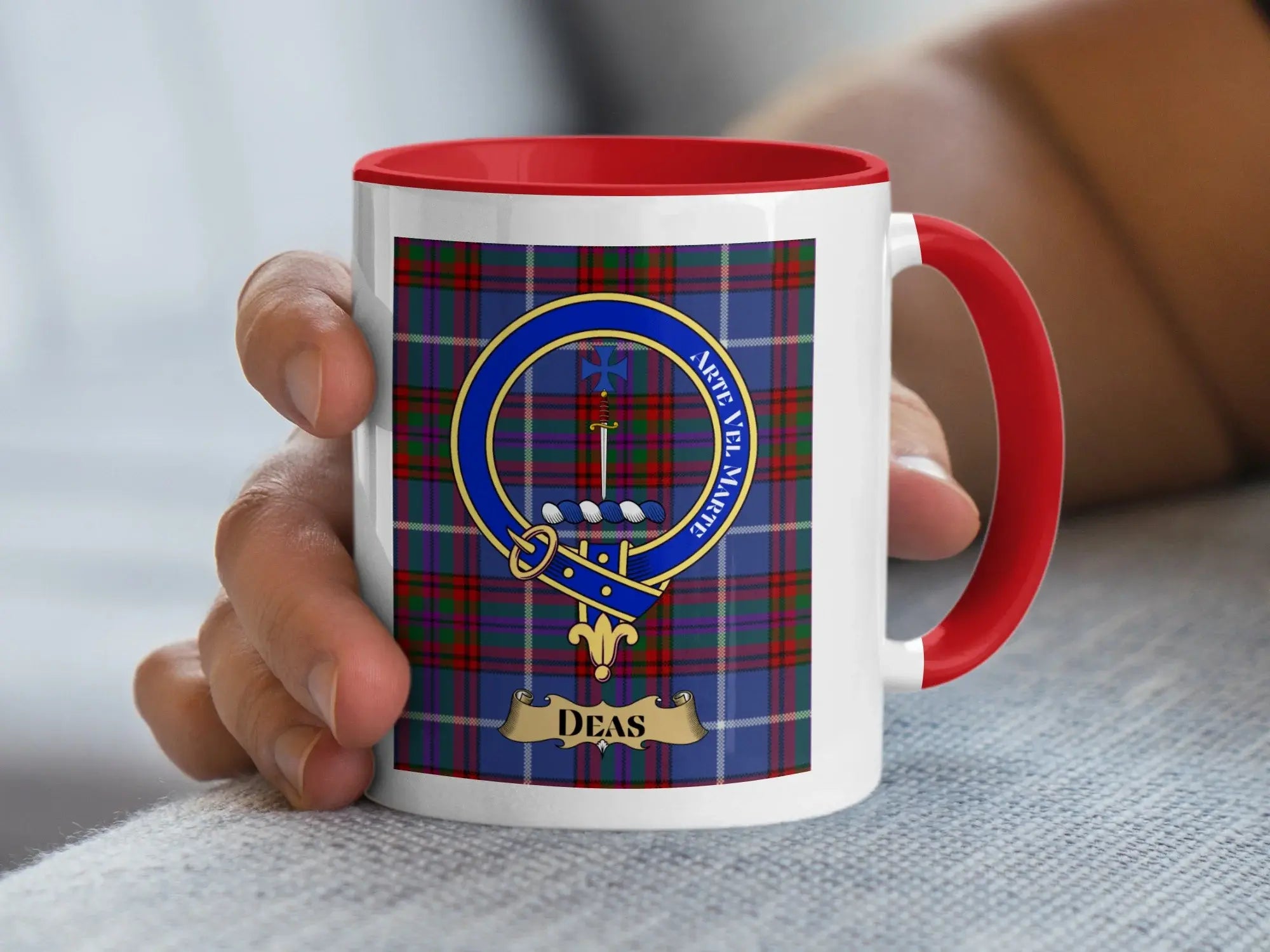 Deas family crest ceramic mug for everyday coffee and tea