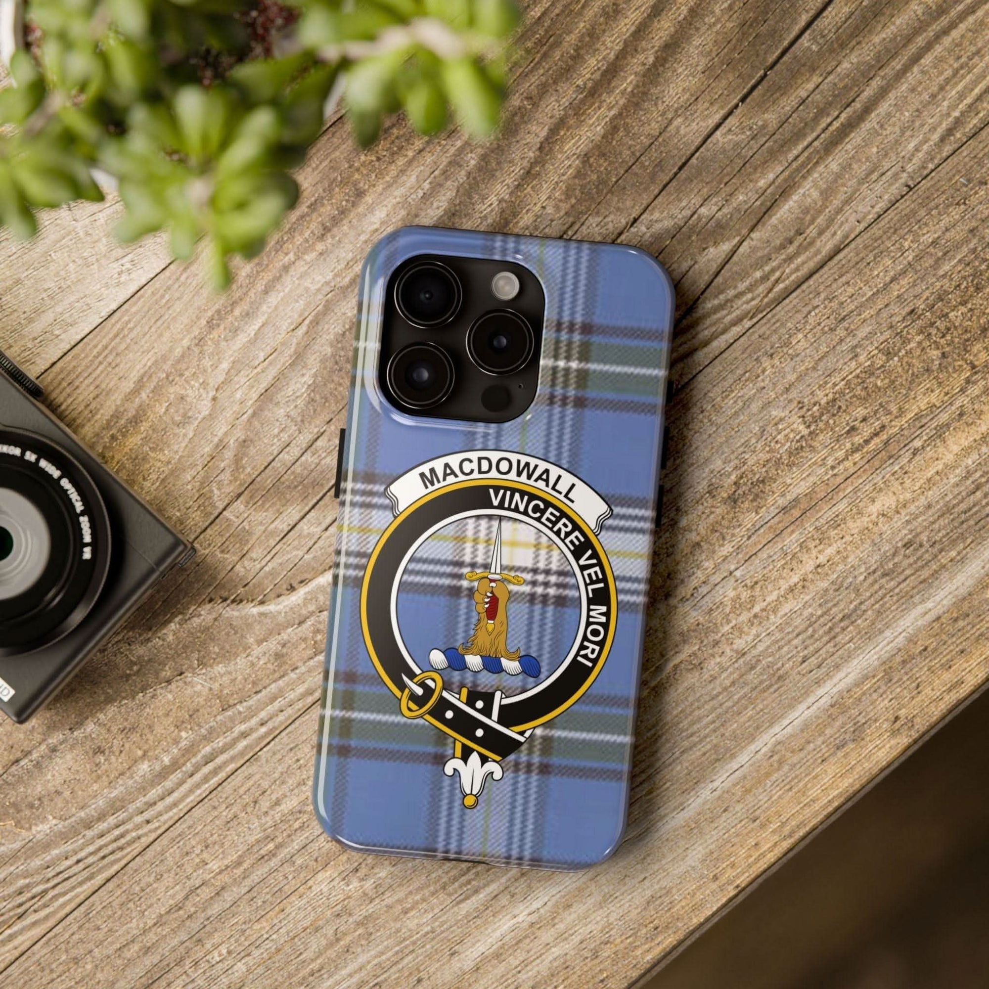 Macdowall Clan Vincere Vel Mori Cell Phone Case - Celtic Ancestry Gifts