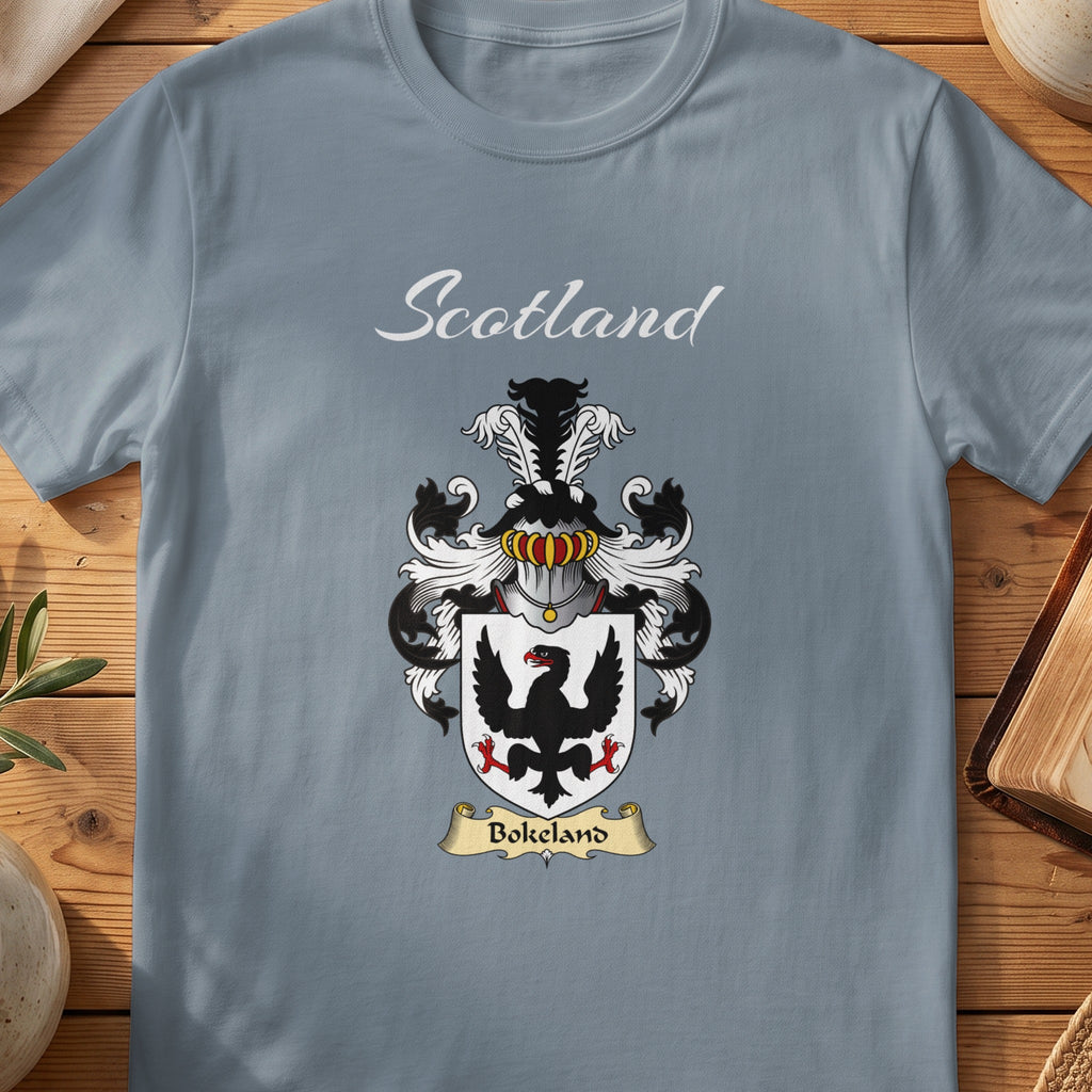 Bokeland Scottish family shield T-shirt in Stone Blue