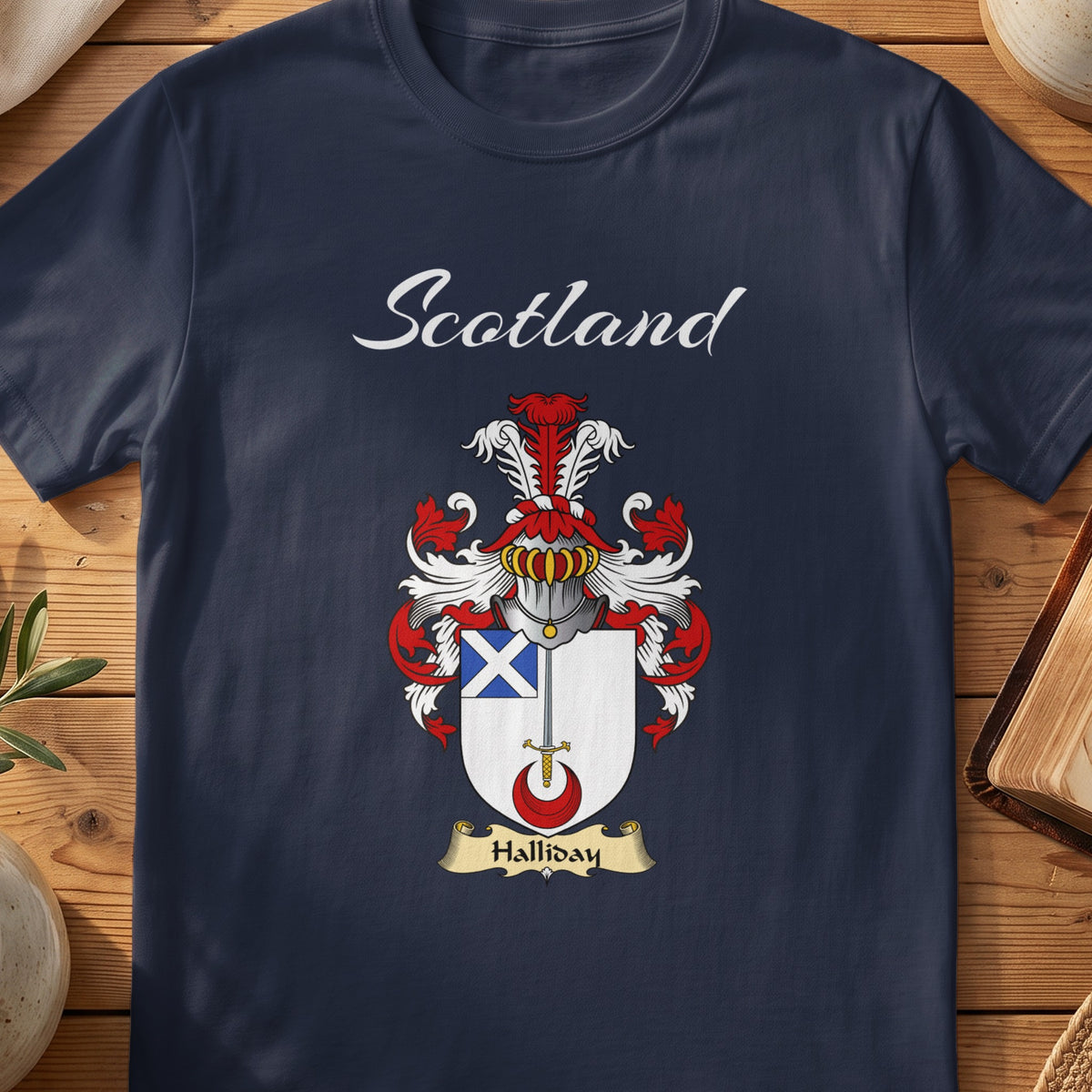Halliday Scottish family shield T-shirt in Navy