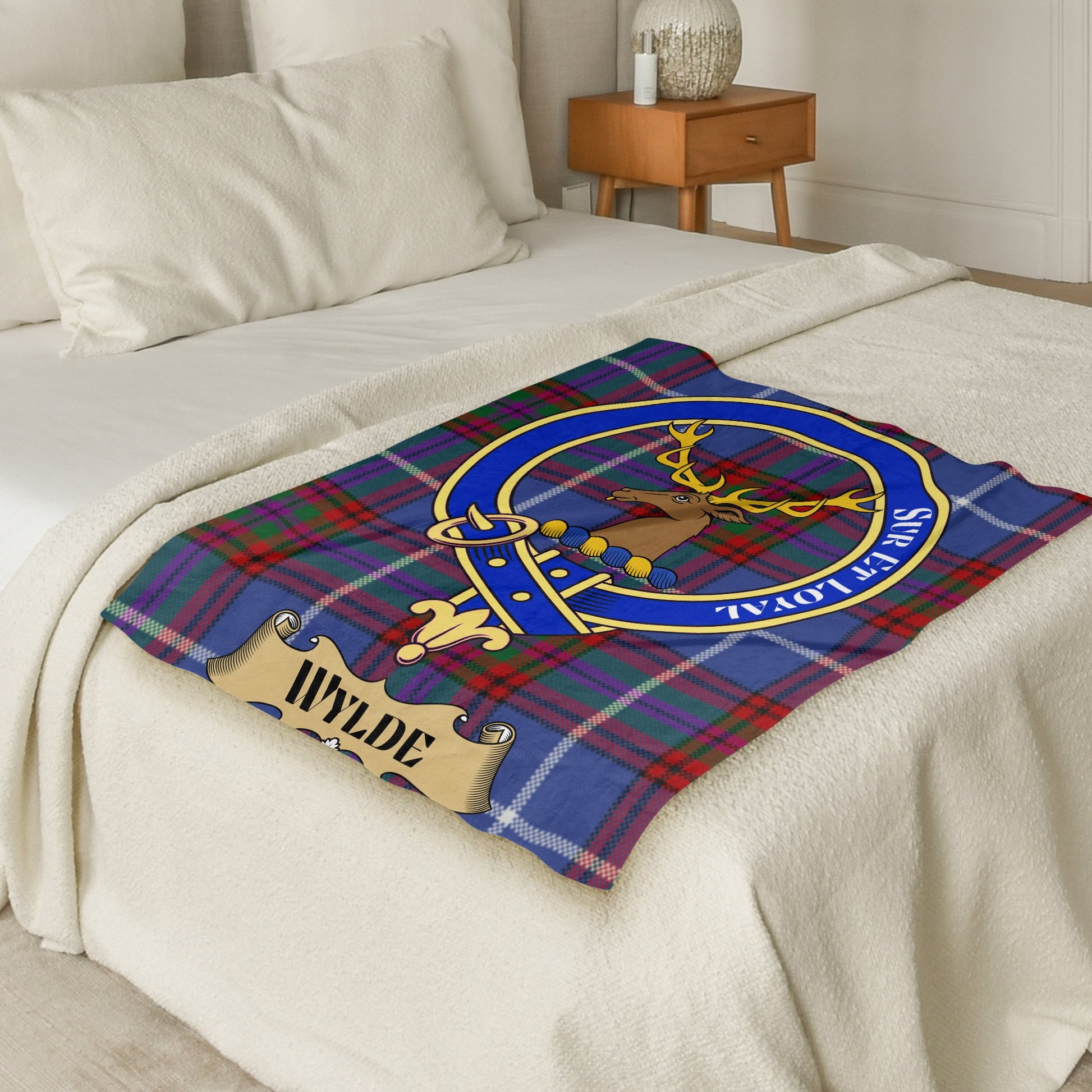 Scottish Clan Wylde Tartan Plaid Throw Blanket - Living Stone Gifts