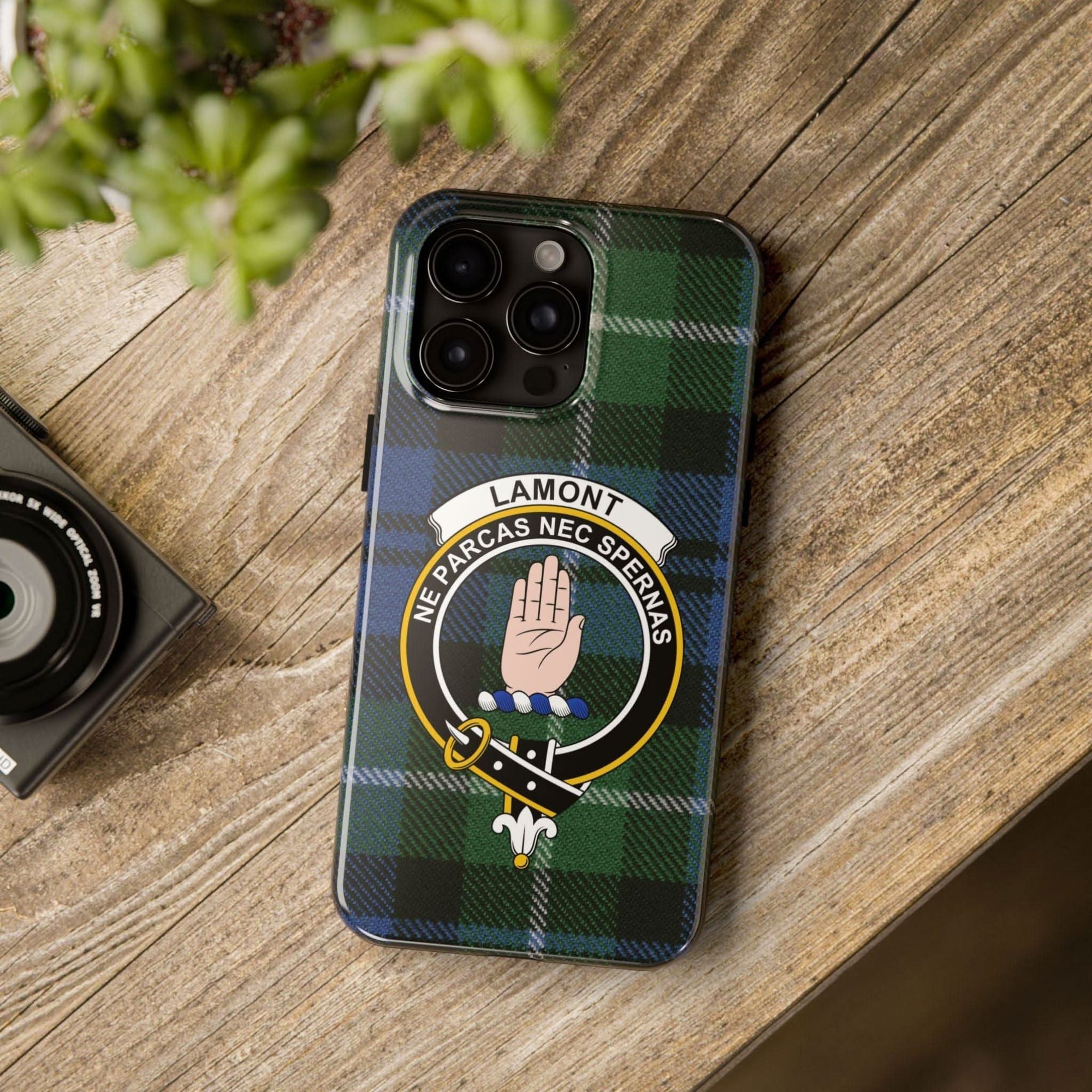 Lamont Clan Scottish Tartan Pattern Cell Phone Case - Celtic Ancestry Gifts
