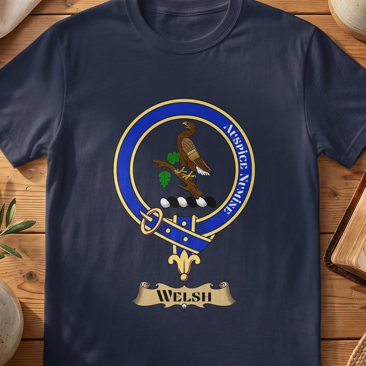 Welsh Scottish clan crest T-shirt in Navy