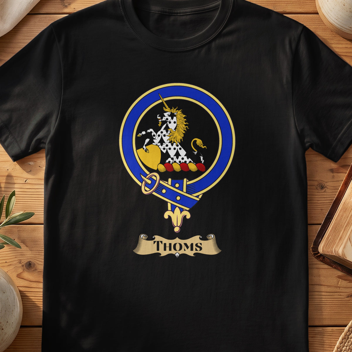 Thoms Scottish clan crest T-shirt in Black