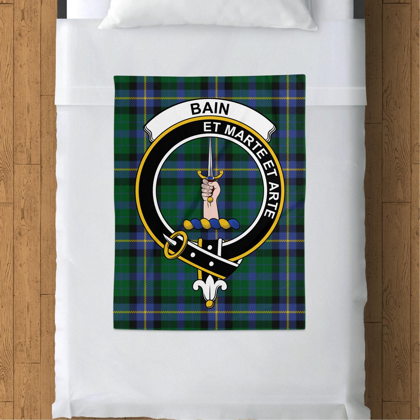 Clan Bain Crest Scottish Tartan Throw Blanket - Living Stone Gifts