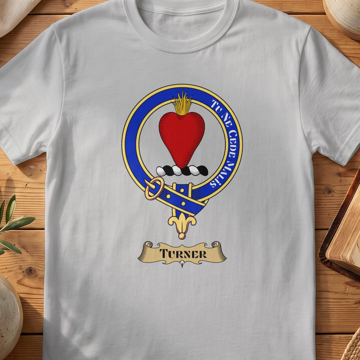 Turner Scottish clan crest T-shirt in Sport Grey