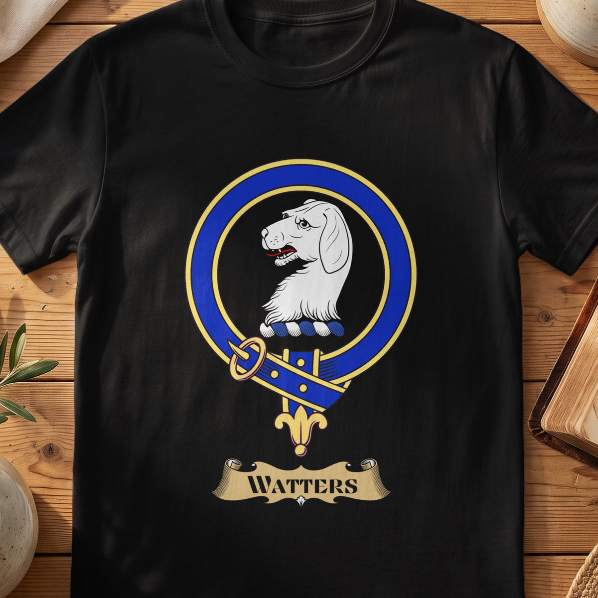 Watters Scottish clan crest T-shirt in Black