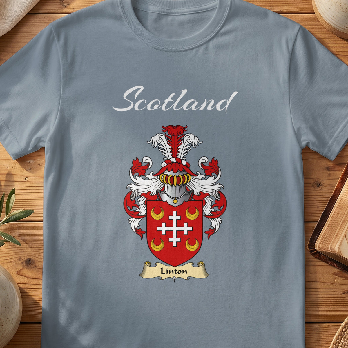 Linton Scottish family shield T-shirt in Stone Blue