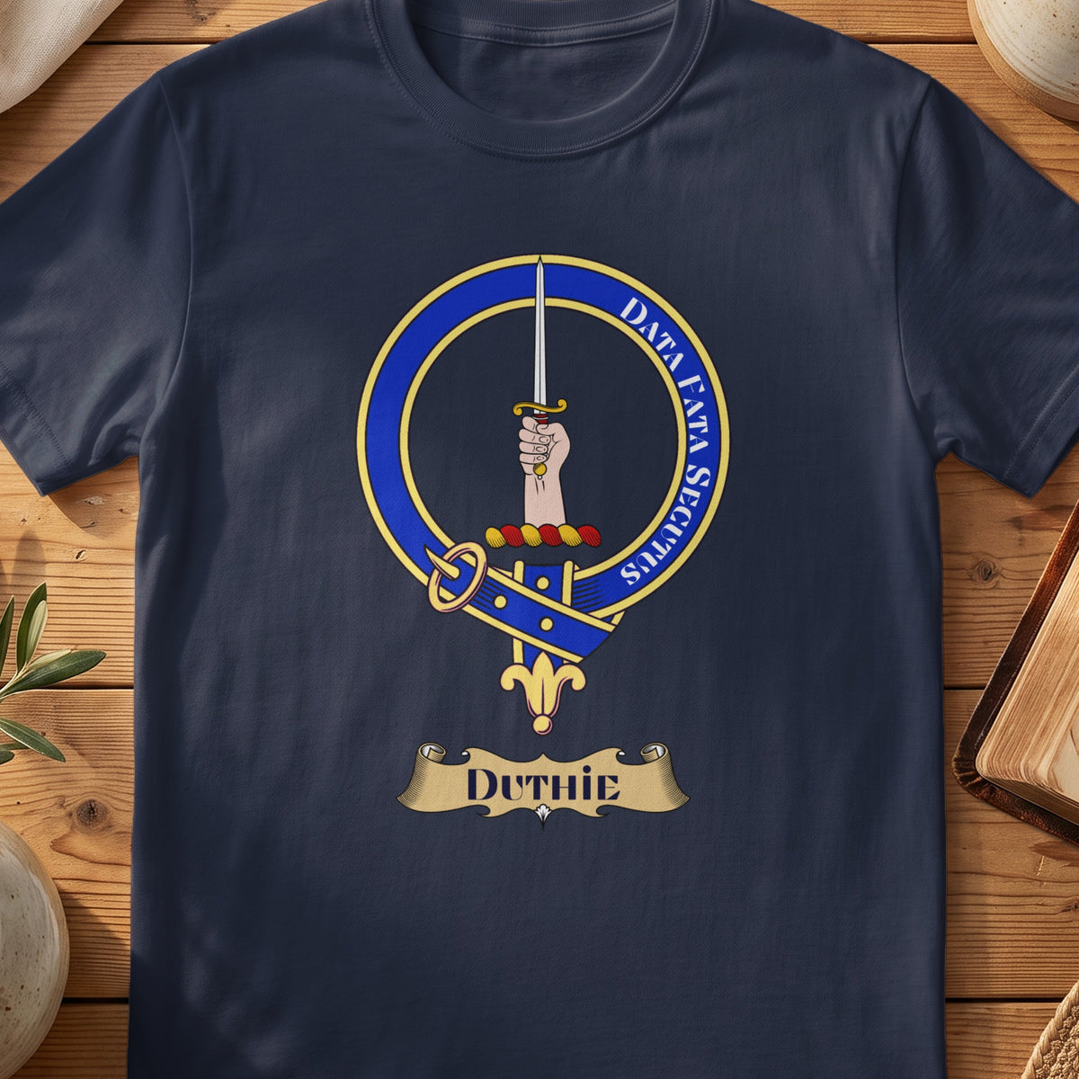 Duthie Scottish clan crest T-shirt in navy