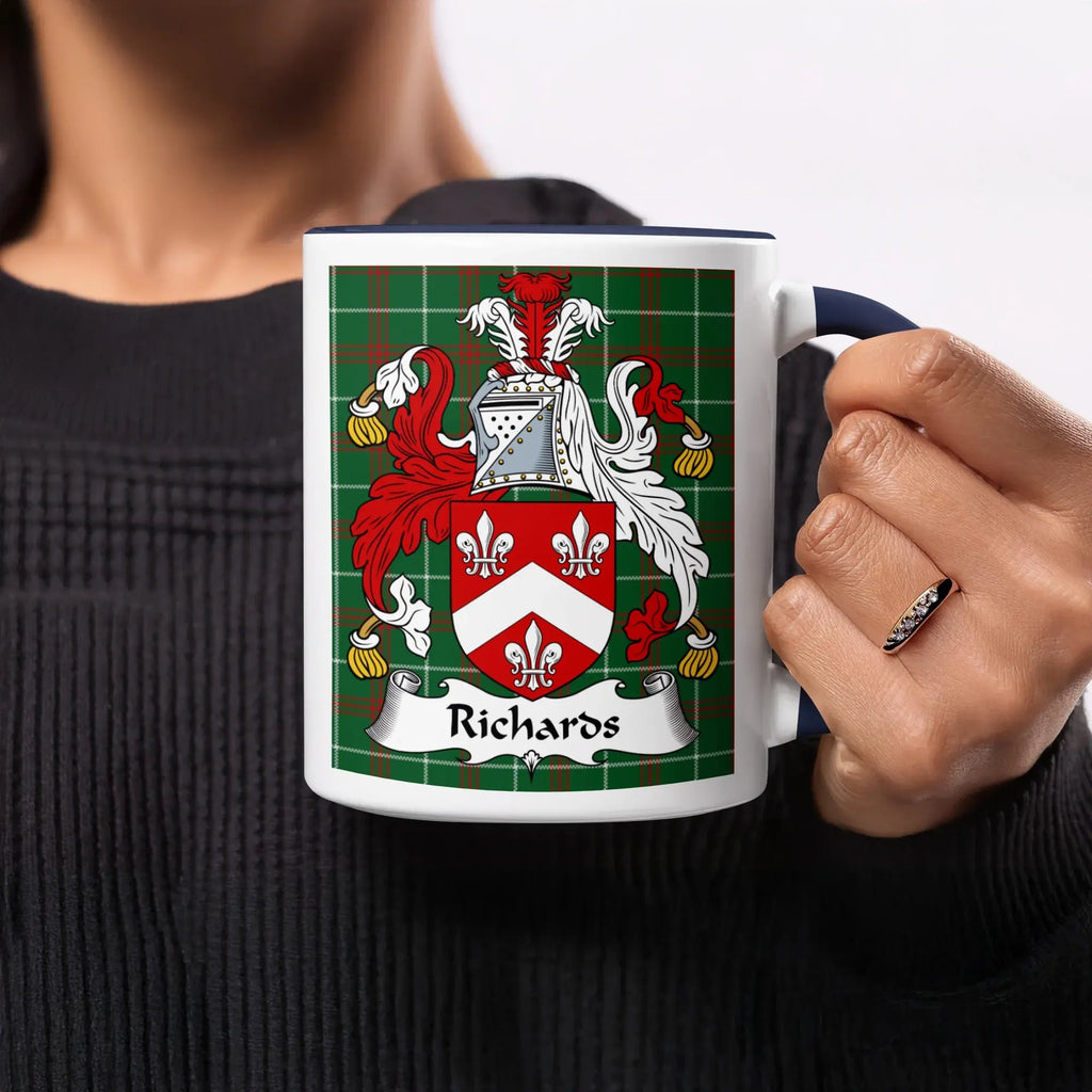 Richards Welsh ancestry gift mug with green Welsh National Tartan and family crest
