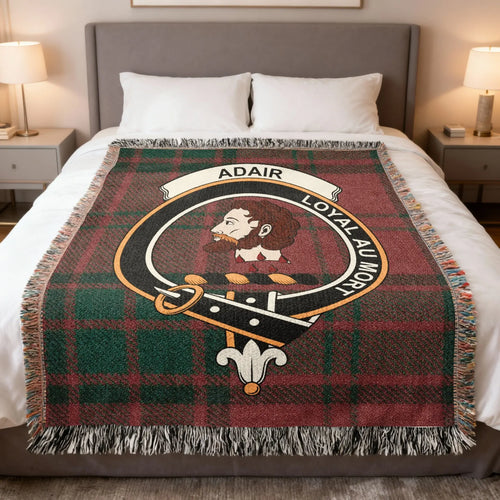 Adair woven cotton blanket with crest and Loyal au Mort motto