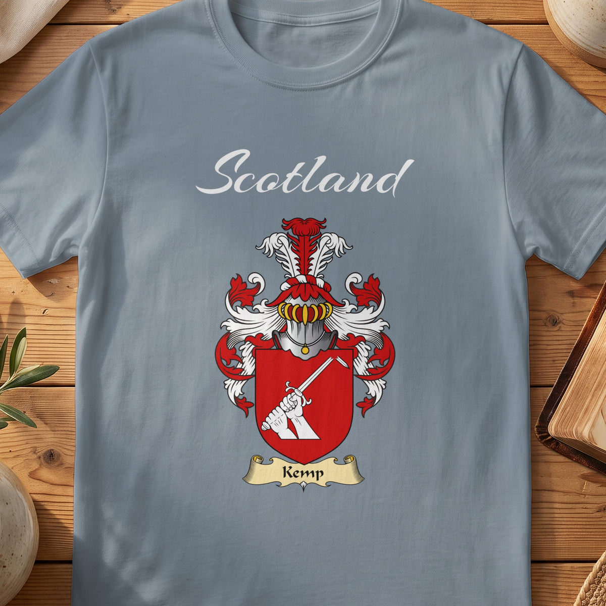 Kemp Scottish family shield T-shirt in Stone Blue