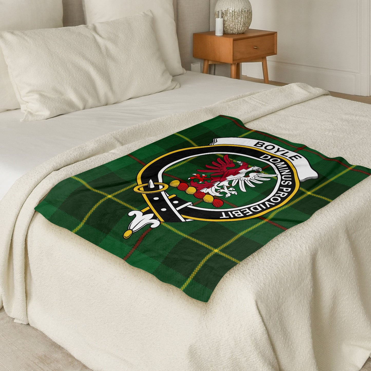 Scottish Clan Boyle Crest Tartan Throw Blanket - Living Stone Gifts