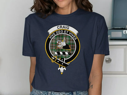 Craig Vive Deo Et Vives Crest Emblem T-shirt product type
