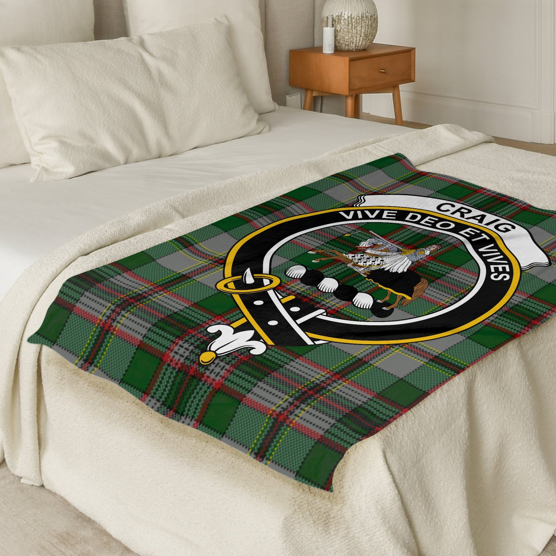 Craig Clan Crest Scottish Tartan Throw Blanket - Living Stone Gifts