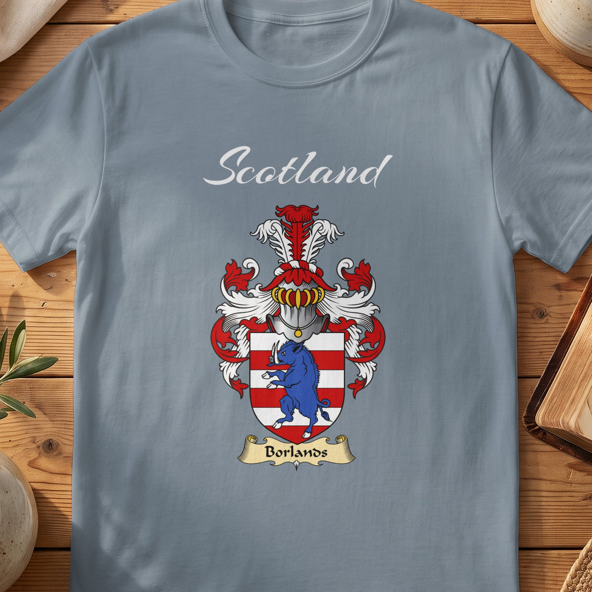 Borlands Scottish family shield T-shirt in Stone Blue