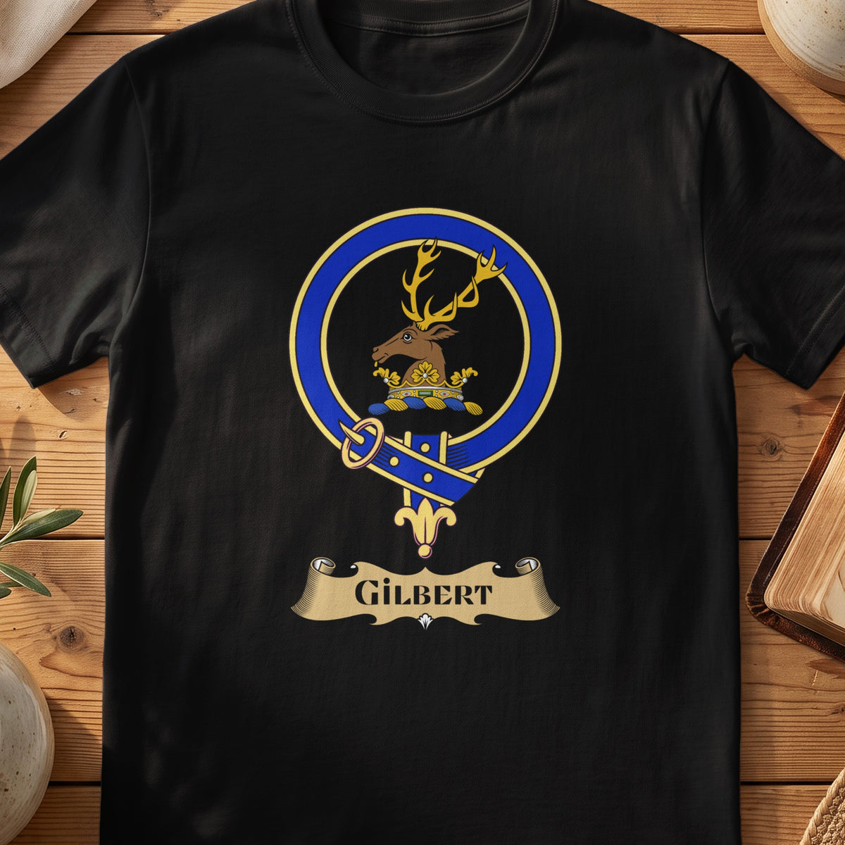 Gilbert Scottish clan crest T-shirt in black