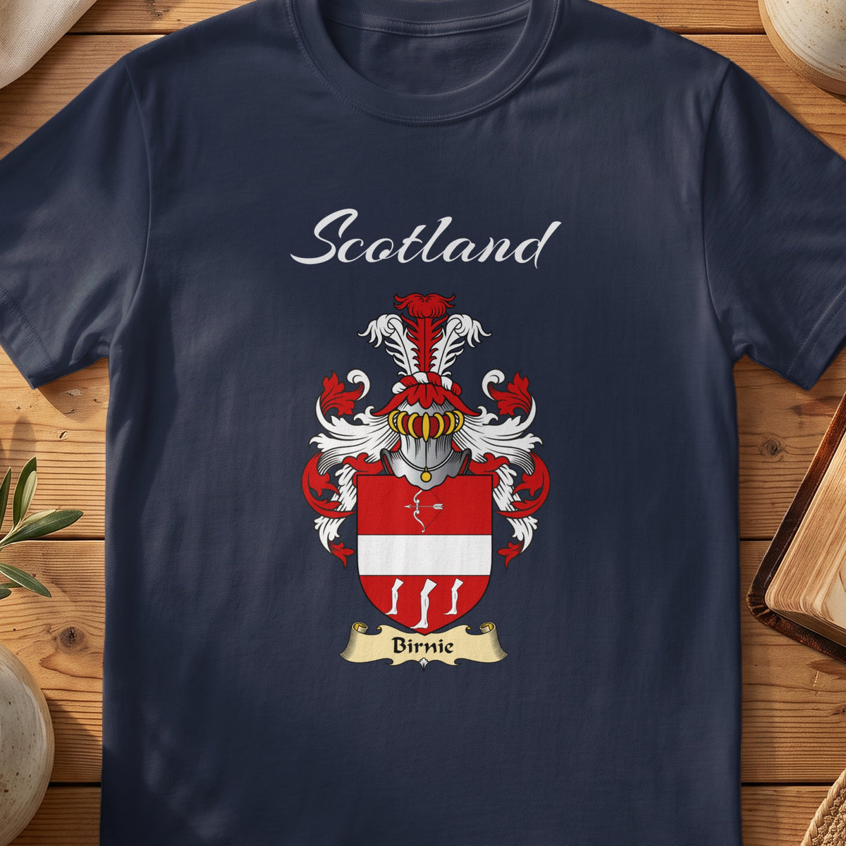 Birnie Scottish family shield T-shirt in Navy