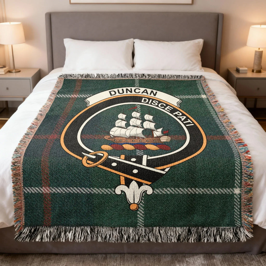 Duncan Disce Pati Emblem Design Tartan Blanket