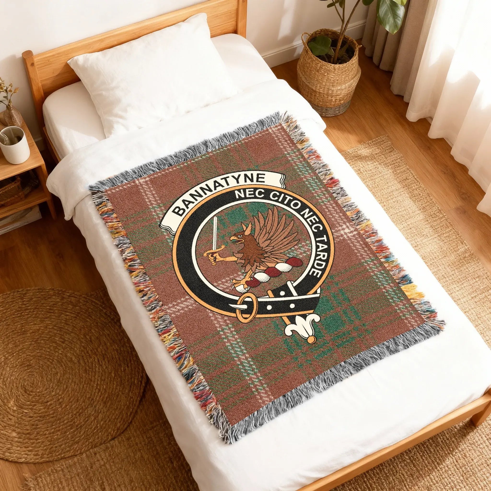 Bannatyne Nec Cito Nec Tarde Family Crest Blanket