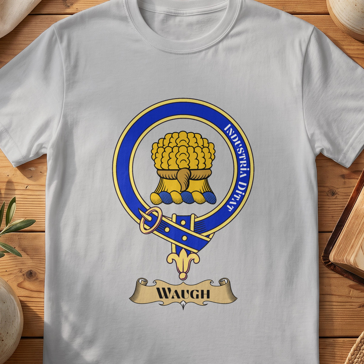 Waugh Scottish clan crest T-shirt in Sport Grey