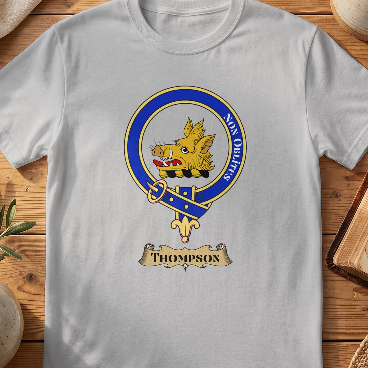 Thompson Scottish clan crest T-shirt in Sport Grey