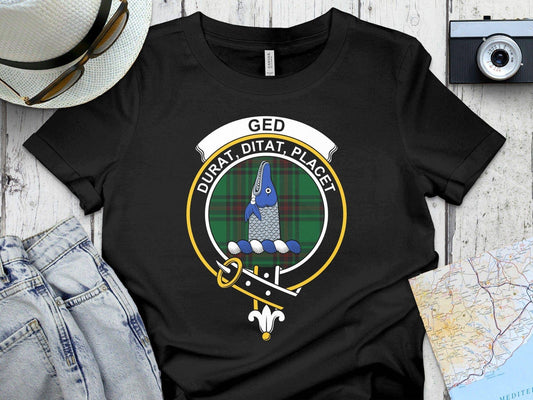 Clan Ged Scottish Crest Print Black T-shirt product