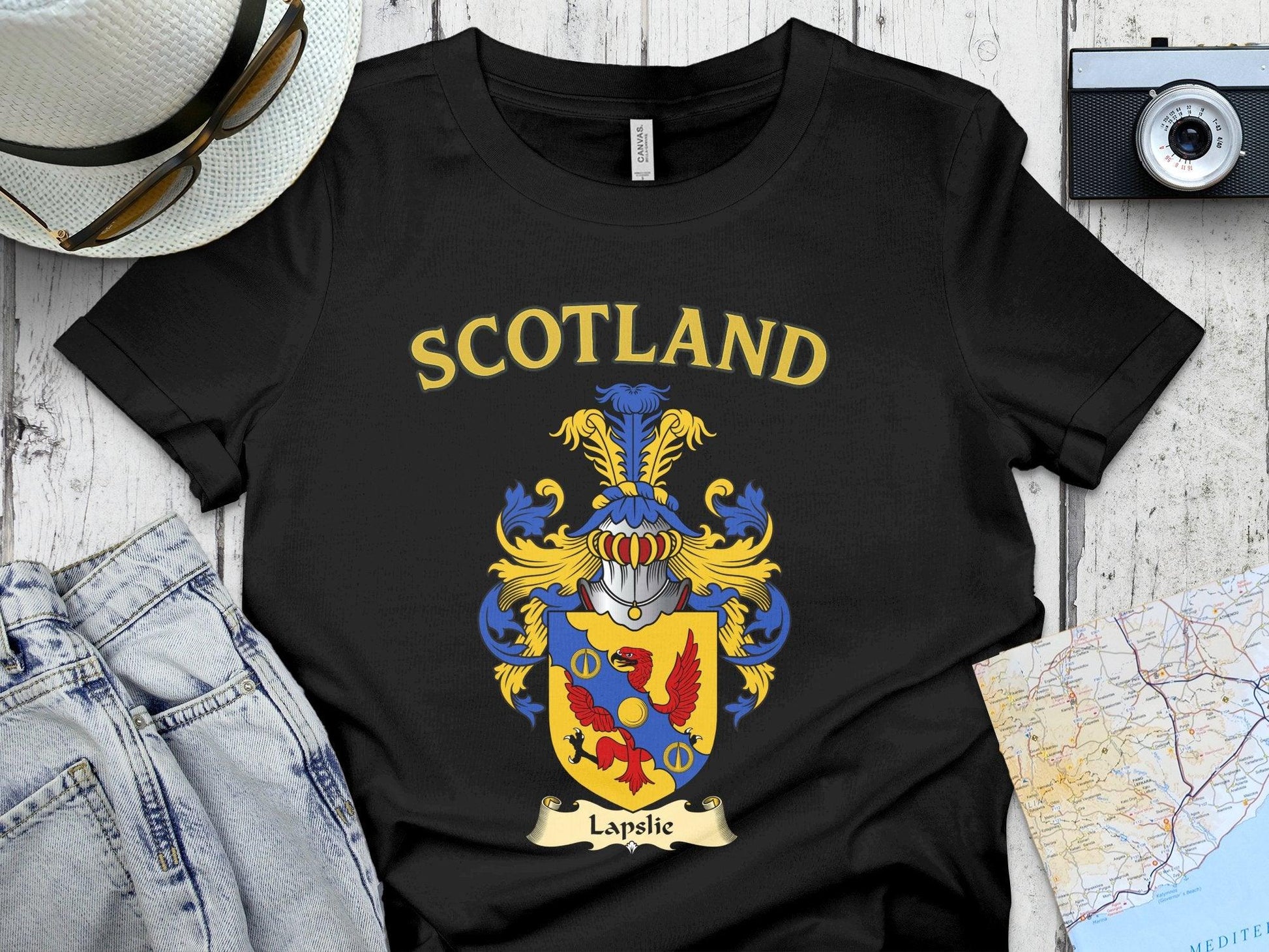 Scotland Lapslie Family Crest Short Sleeve Shirt product type