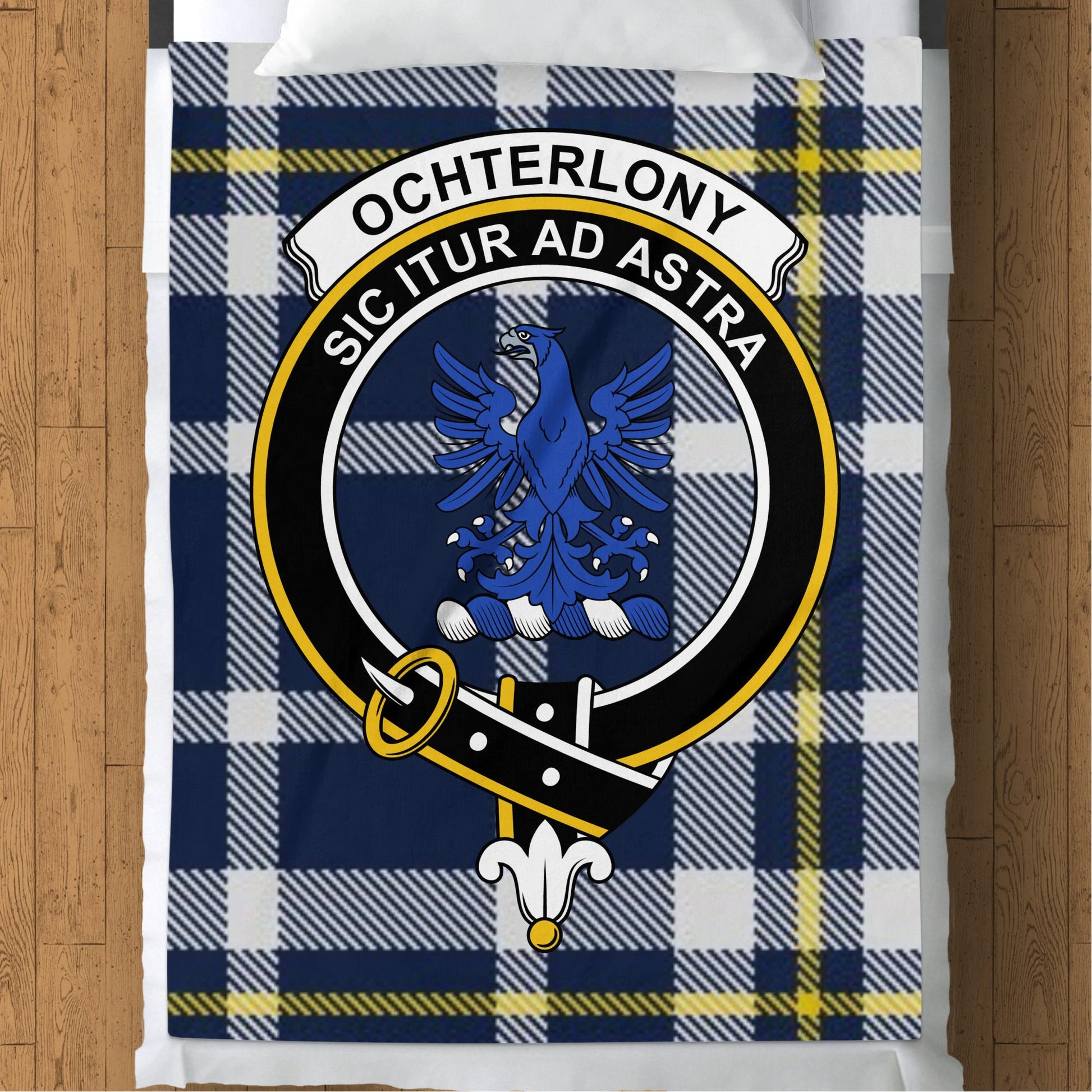 Scottish Clan Ochterlony Plaid Throw Blanket - Living Stone Gifts