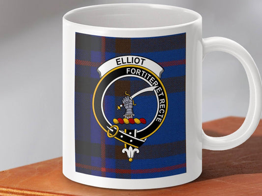 Elliot Fortiter Et Recte Crest Design Mug product