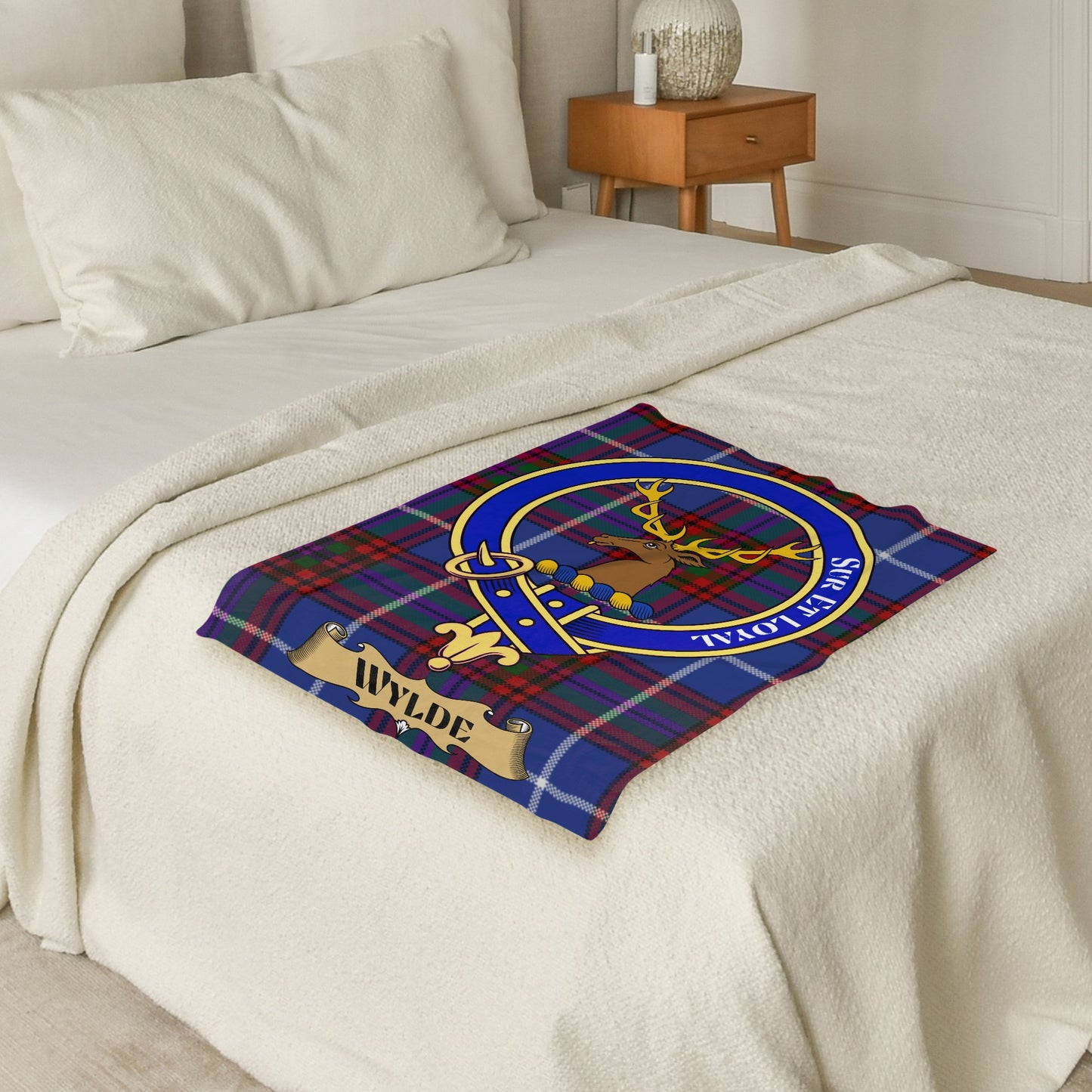 Scottish Clan Wylde Tartan Plaid Throw Blanket - Living Stone Gifts