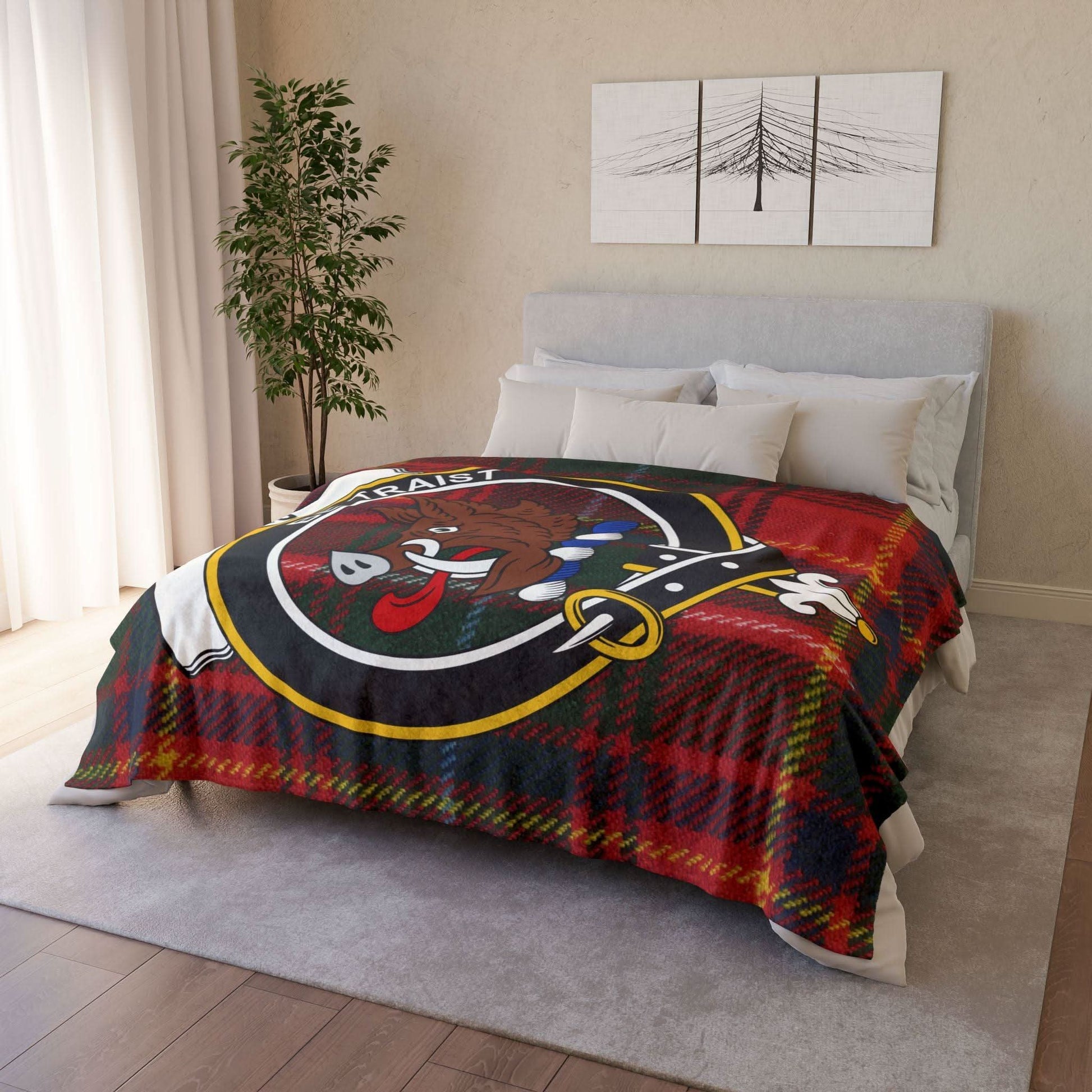 Innes Clan Tartan Blanket – Scottish Crest Throw, Soft & Cozy - Celtic Ancestry Gifts