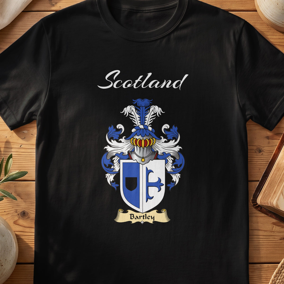 Bartley Scottish family shield T-shirt in Black
